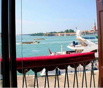 Bed and Breakfast La Rosa Dei Venti Venecia Exterior foto