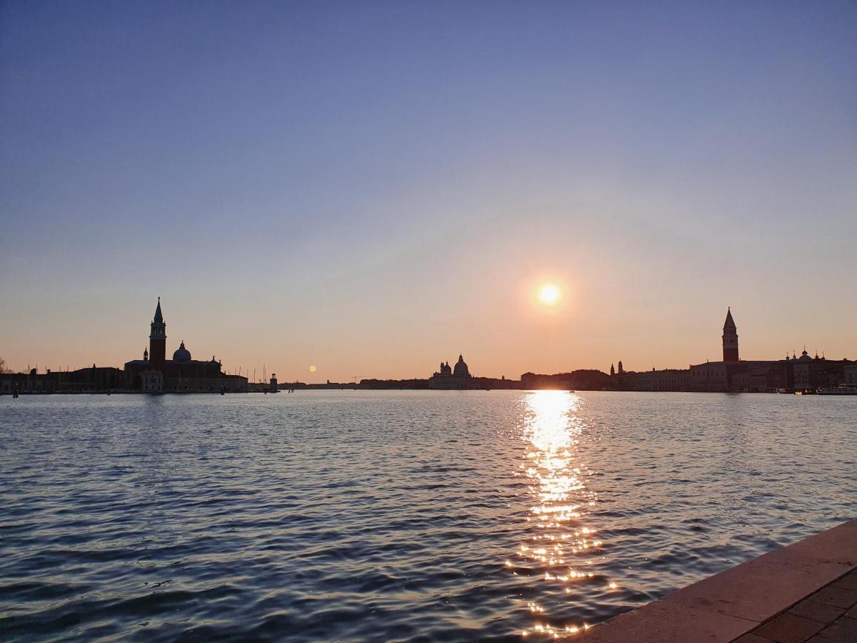 Bed and Breakfast La Rosa Dei Venti Venecia Exterior foto